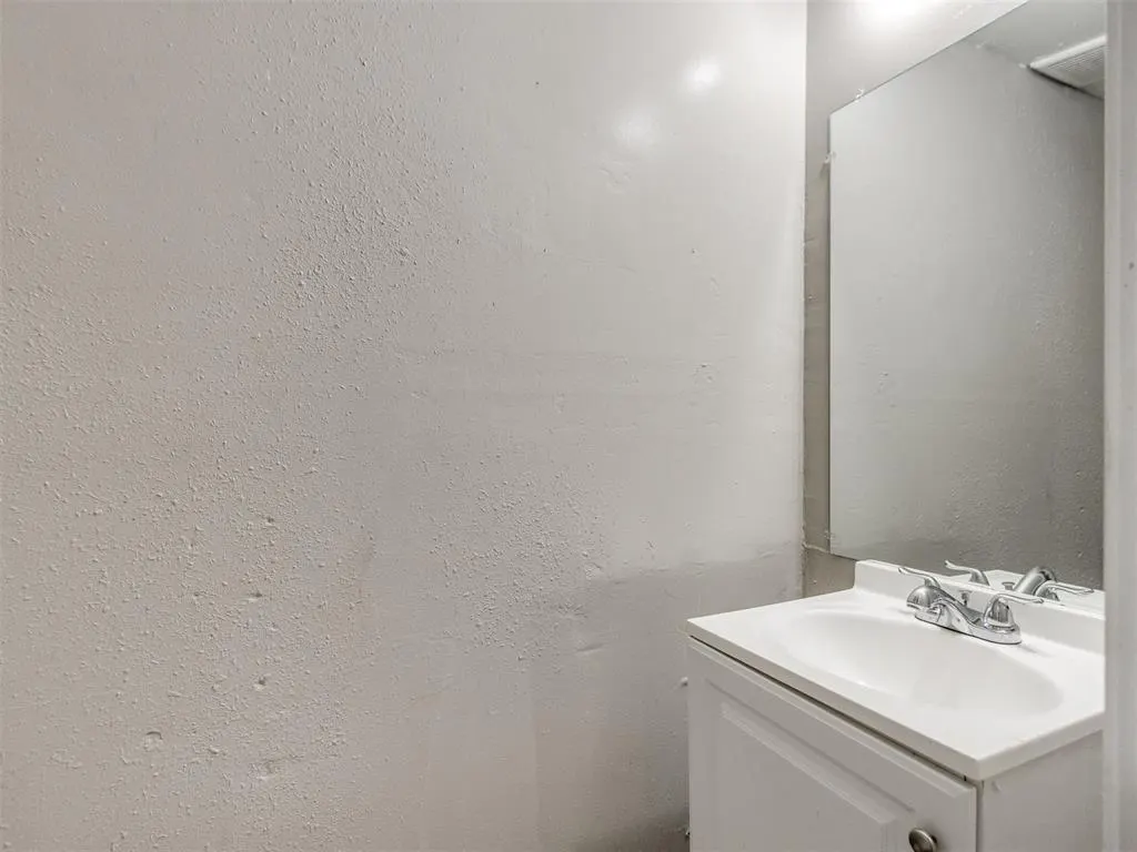 Photo 24 — 6814 Lancer Lane, Oklahoma City, OK 73132