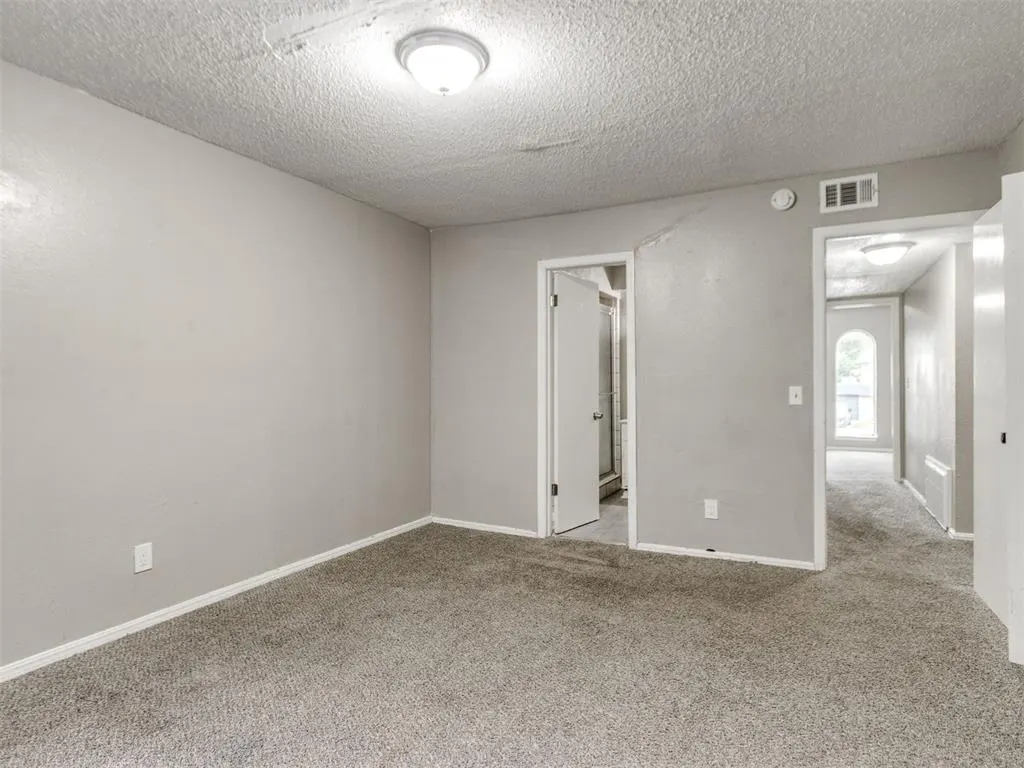 Photo 33 — 6814 Lancer Lane, Oklahoma City, OK 73132
