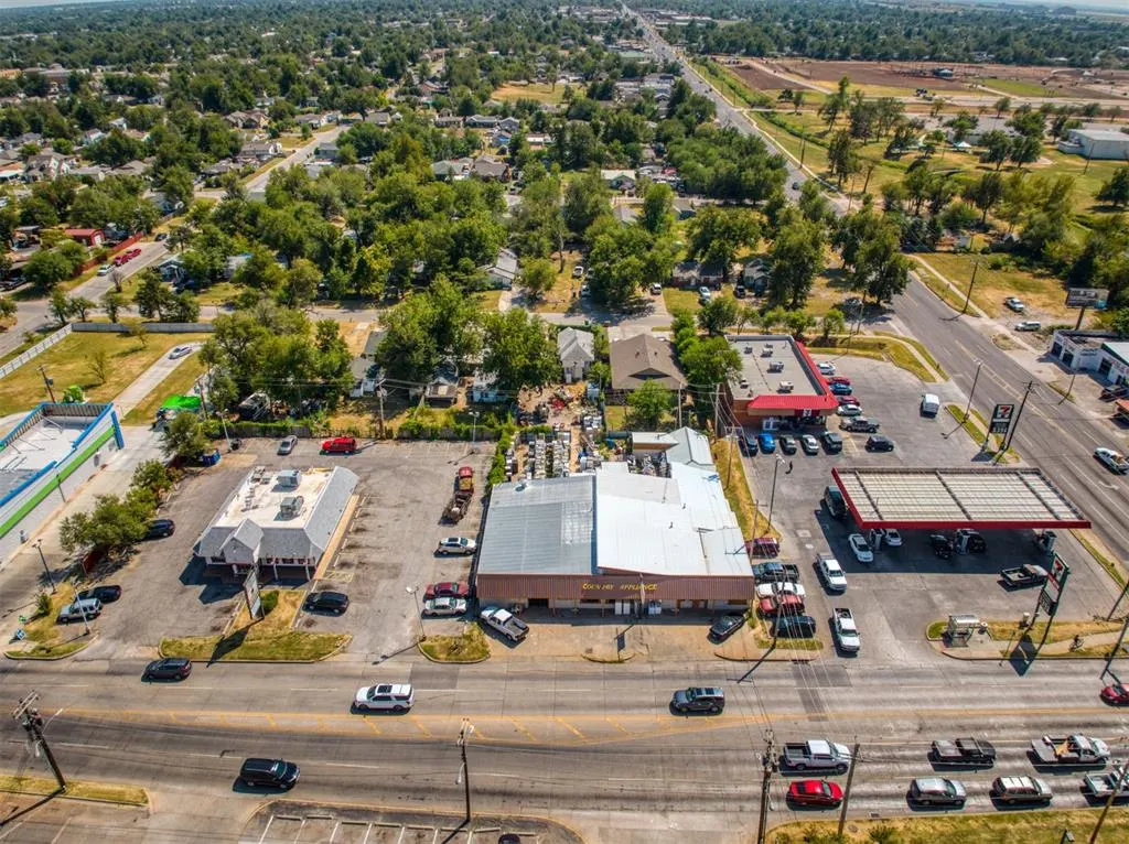 Photo 5 — 2826 SW 29th Street, Oklahoma City, OK 73119