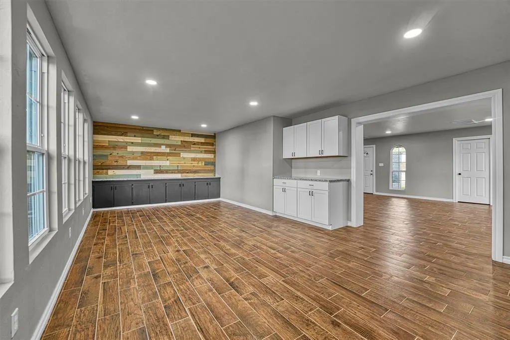 Photo 15 — 2404 N Robin Street, Altus, OK 73521