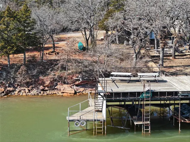 Photo 3 — 26 W Shore Drive, Edmond, OK 73007