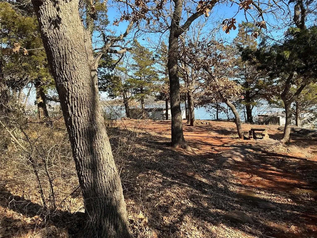 Photo 5 — 26 W Shore Drive, Edmond, OK 73007