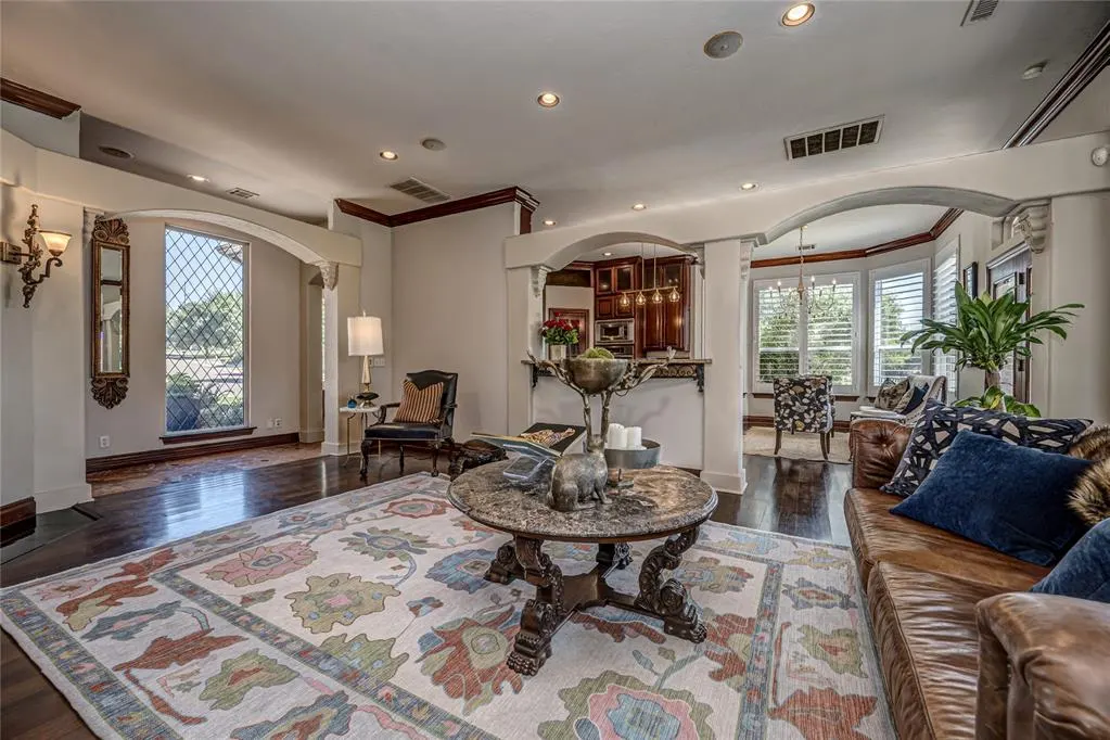 Photo 13 — 300 Heritage Green Road, Edmond, OK 73003