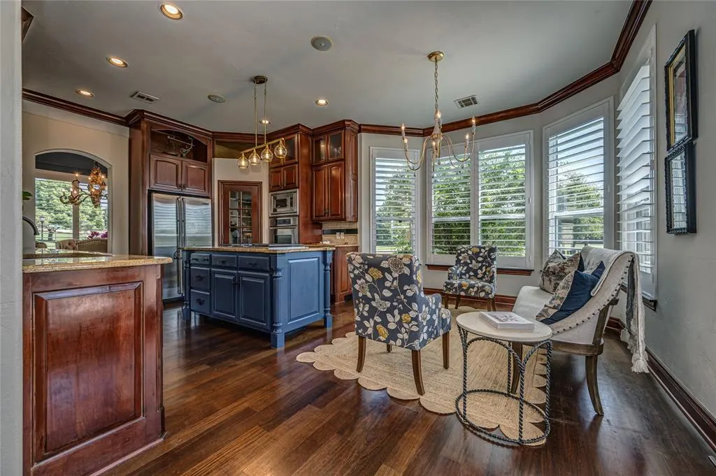 Photo 14 — 300 Heritage Green Road, Edmond, OK 73003