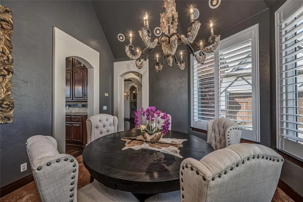 Photo 19 — 300 Heritage Green Road, Edmond, OK 73003