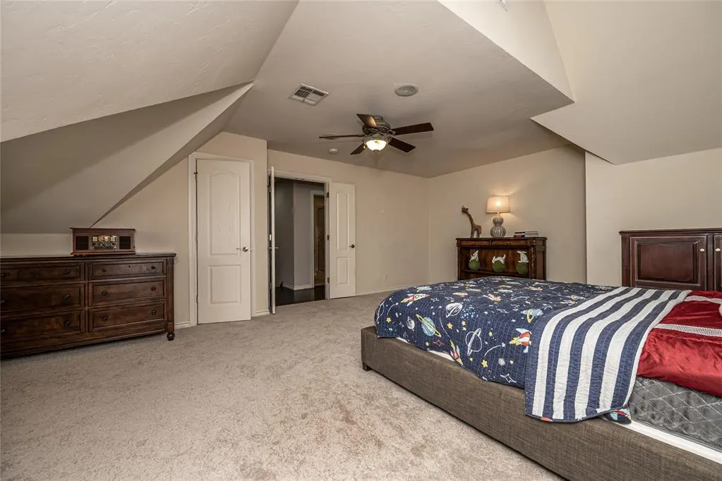Photo 27 — 300 Heritage Green Road, Edmond, OK 73003
