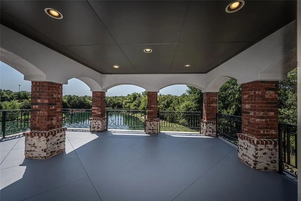 Photo 38 — 300 Heritage Green Road, Edmond, OK 73003