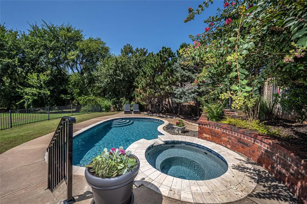 Photo 42 — 300 Heritage Green Road, Edmond, OK 73003