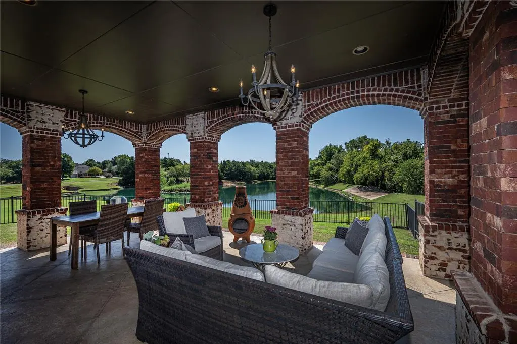 Photo 44 — 300 Heritage Green Road, Edmond, OK 73003