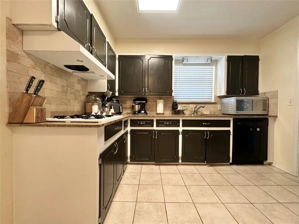 Photo 9 — 608 N 1st Street, Tecumseh, OK 74873