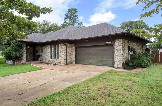 Photo 3 — 11837 SE 152nd Street, Oklahoma City, OK 73165