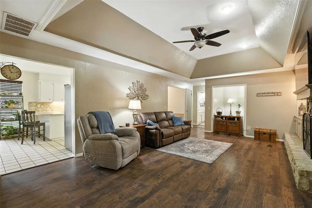 Photo 8 — 11837 SE 152nd Street, Oklahoma City, OK 73165