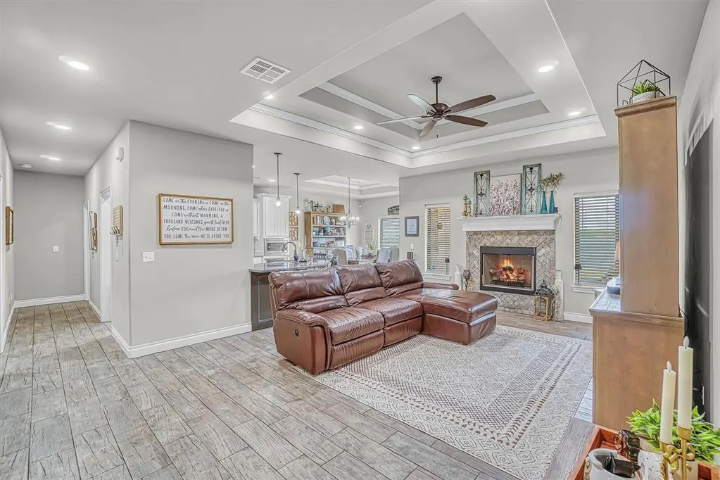 Photo 3 — 2116 Longhorn Trail, Altus, OK 73521