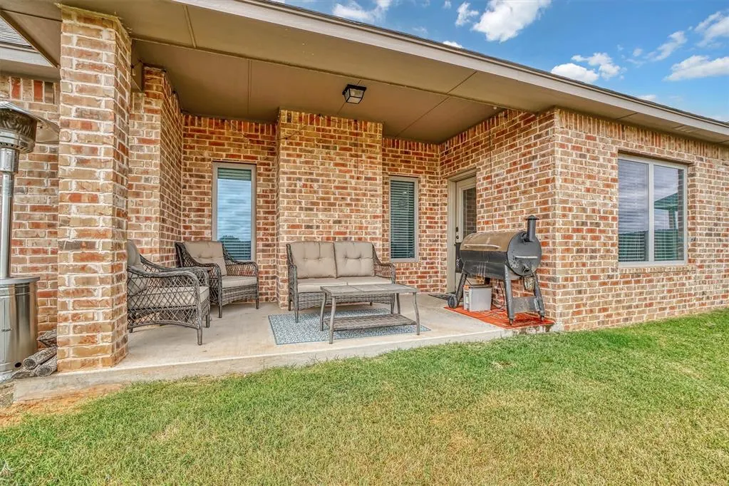 Photo 31 — 2116 Longhorn Trail, Altus, OK 73521