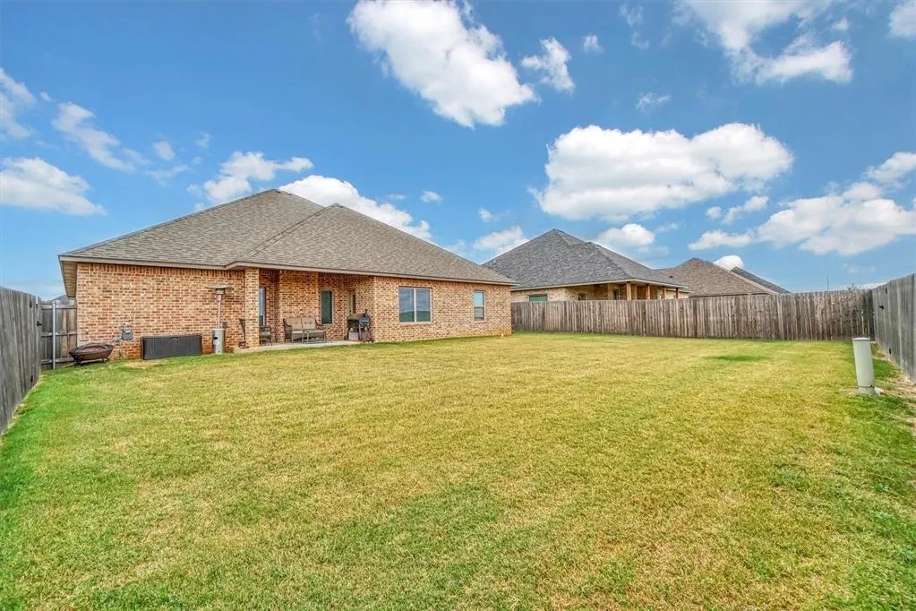 Photo 34 — 2116 Longhorn Trail, Altus, OK 73521