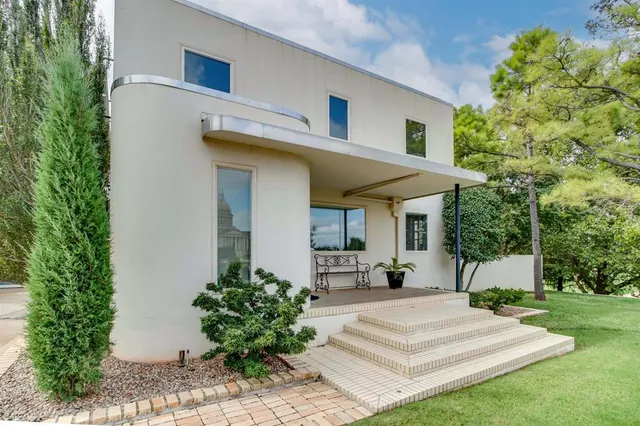 Photo 3 — 600 NE 19th Street, Oklahoma City, OK 73105