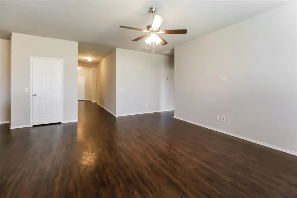 Photo 4 — 1800 Sloane Drive, Oklahoma City, OK 73127