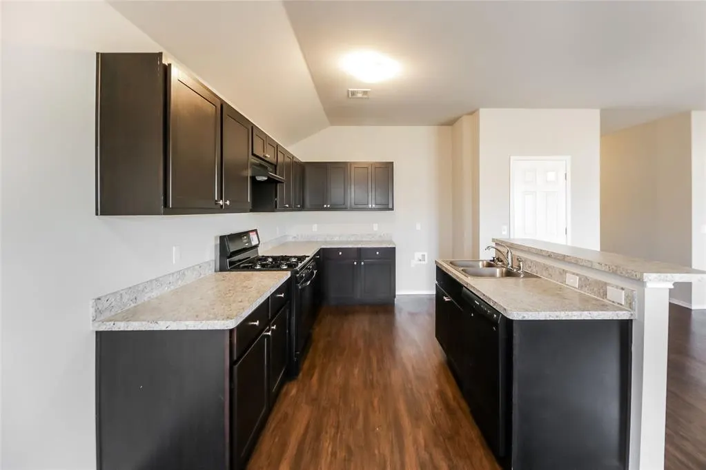 Photo 6 — 1800 Sloane Drive, Oklahoma City, OK 73127