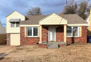 Sold home at 2933 NW 11th Street
