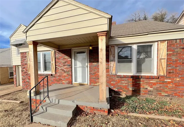 Photo 2 — 2933 NW 11th Street, Oklahoma City, OK 73107