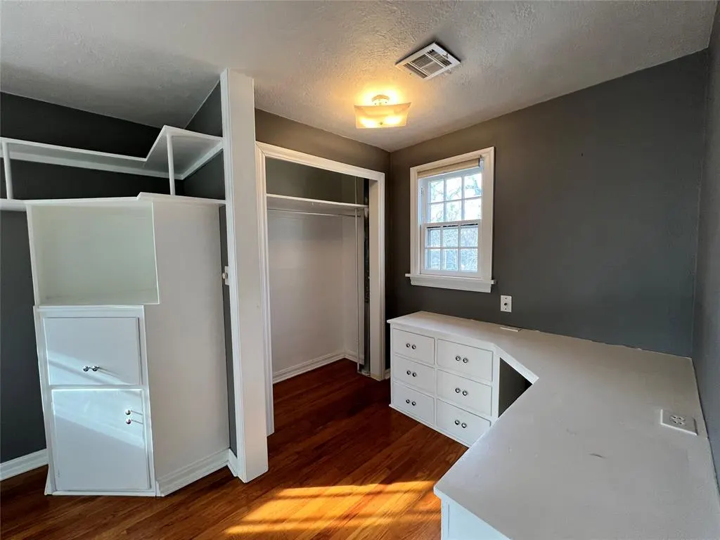 Photo 21 — 2933 NW 11th Street, Oklahoma City, OK 73107