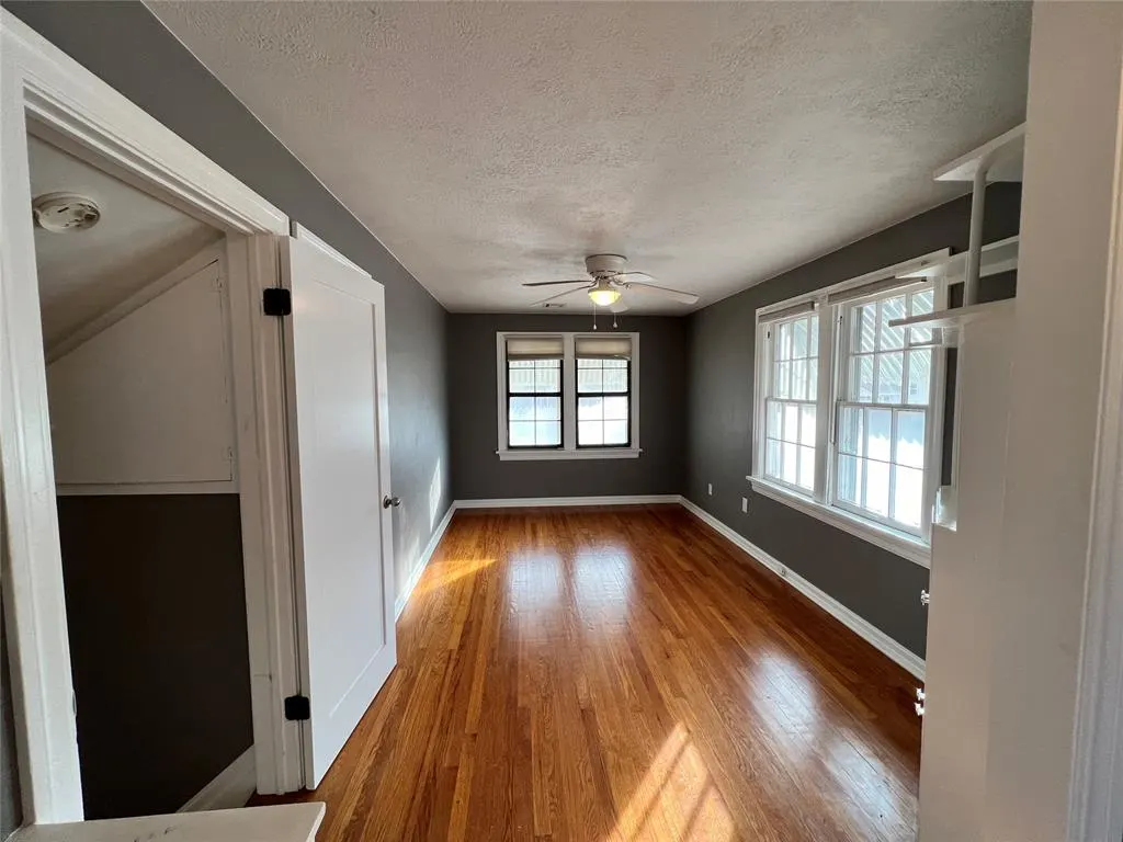 Photo 22 — 2933 NW 11th Street, Oklahoma City, OK 73107