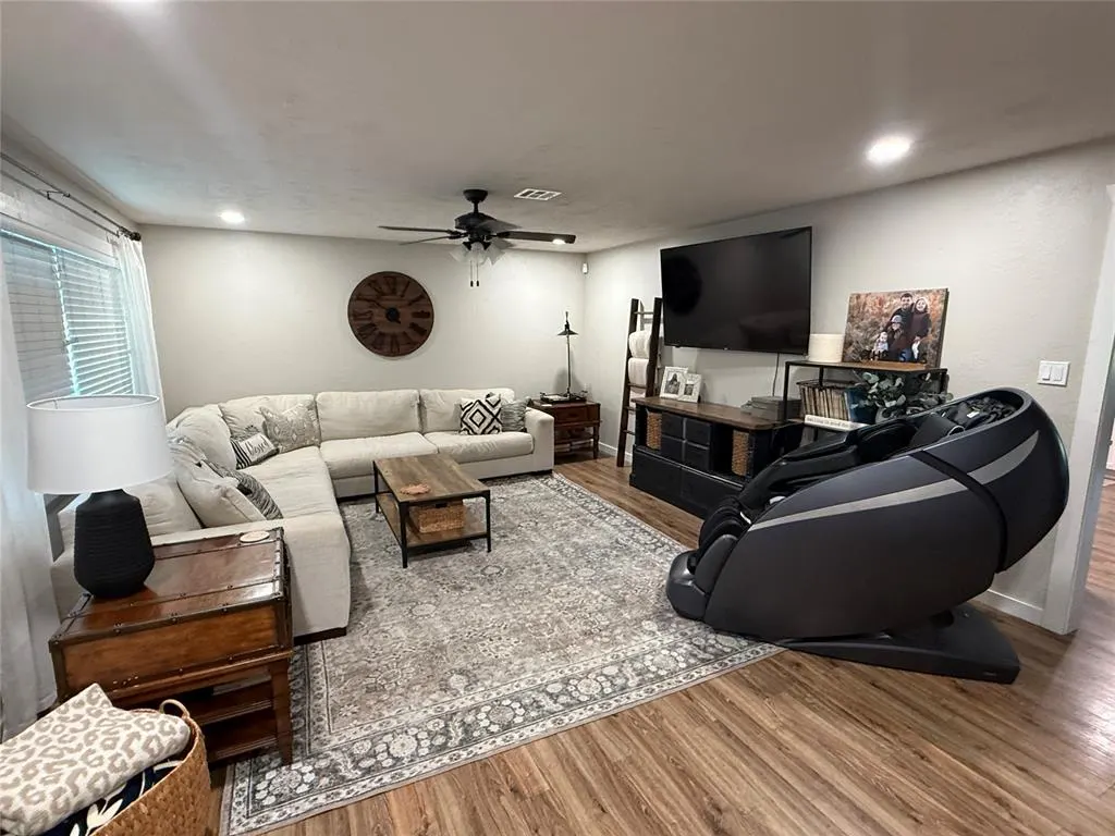 Photo 5 — 1110 S Sunnymeade Avenue, Wewoka, OK 74884
