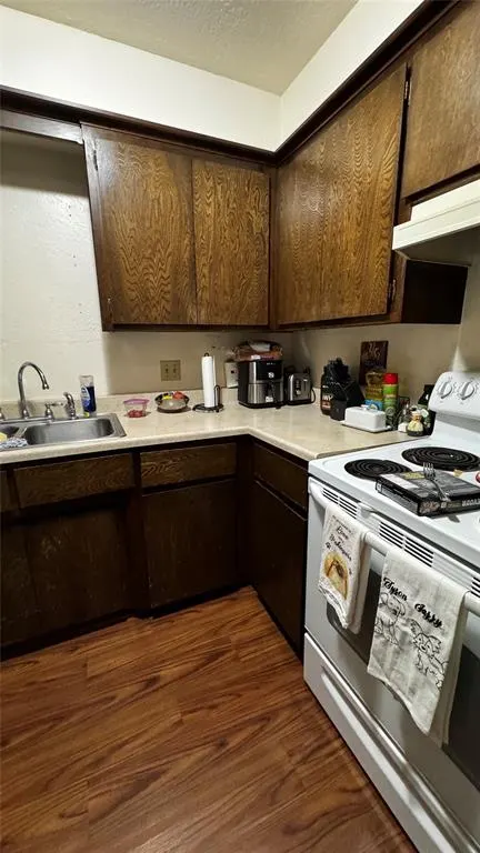 Photo 9 — 236 Barrett Place, Edmond, OK 73003