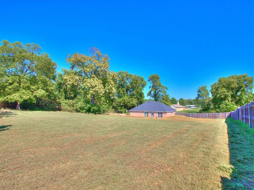 Photo 39 — 10720 NE 10th Street, Midwest City, OK 73130
