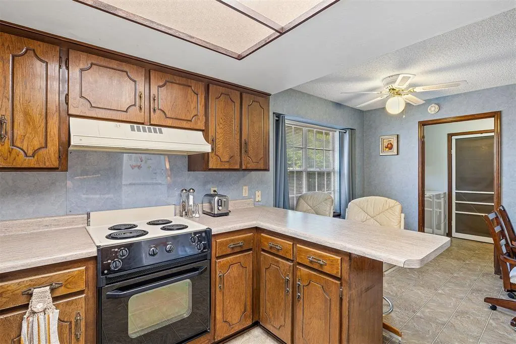 Photo 14 — 7617 Kathryn Way, Oklahoma City, OK 73162