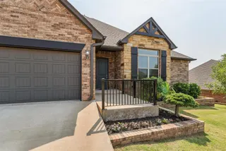 Sold home at 824 Winning Colors Drive