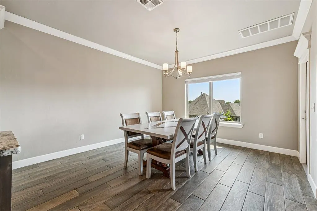 Photo 12 — 824 Winning Colors Drive, Edmond, OK 73025
