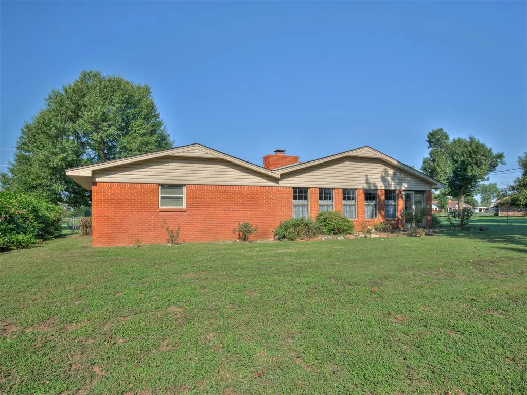Photo 36 — 406 S Pine Street, Crescent, OK 73028