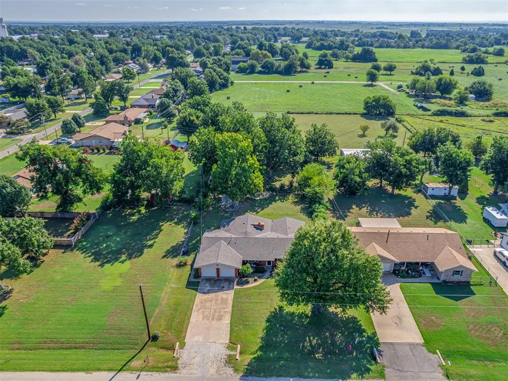 Photo 43 — 406 S Pine Street, Crescent, OK 73028