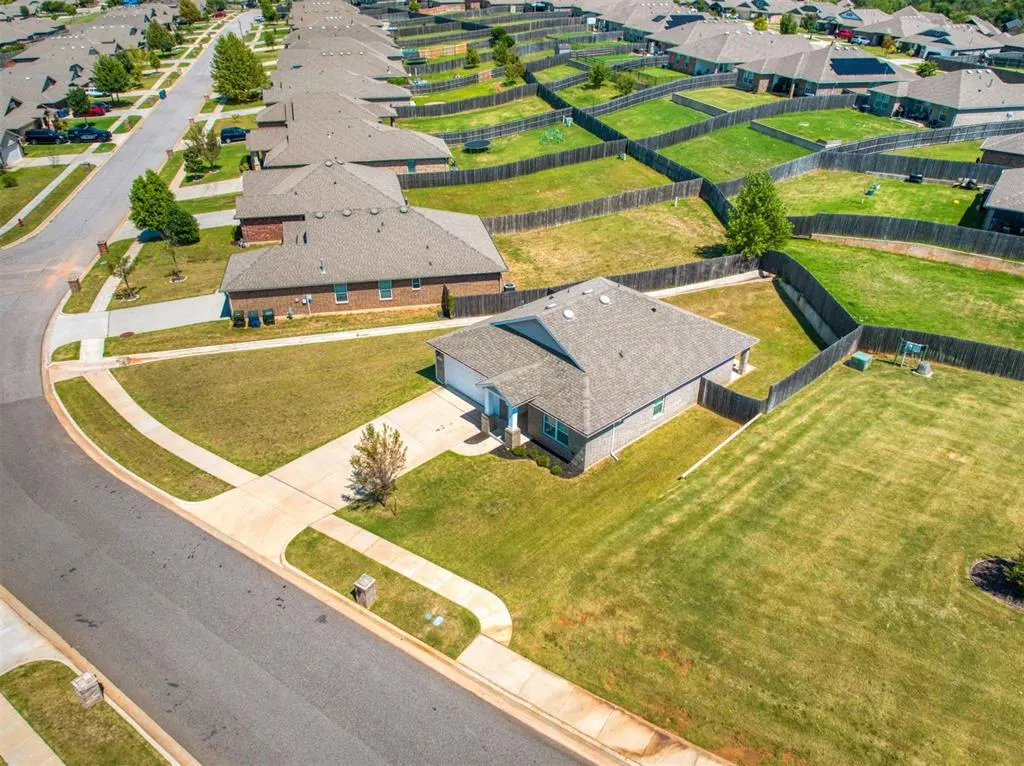 Photo 5 — 12466 Native Hill Drive, Choctaw, OK 73020