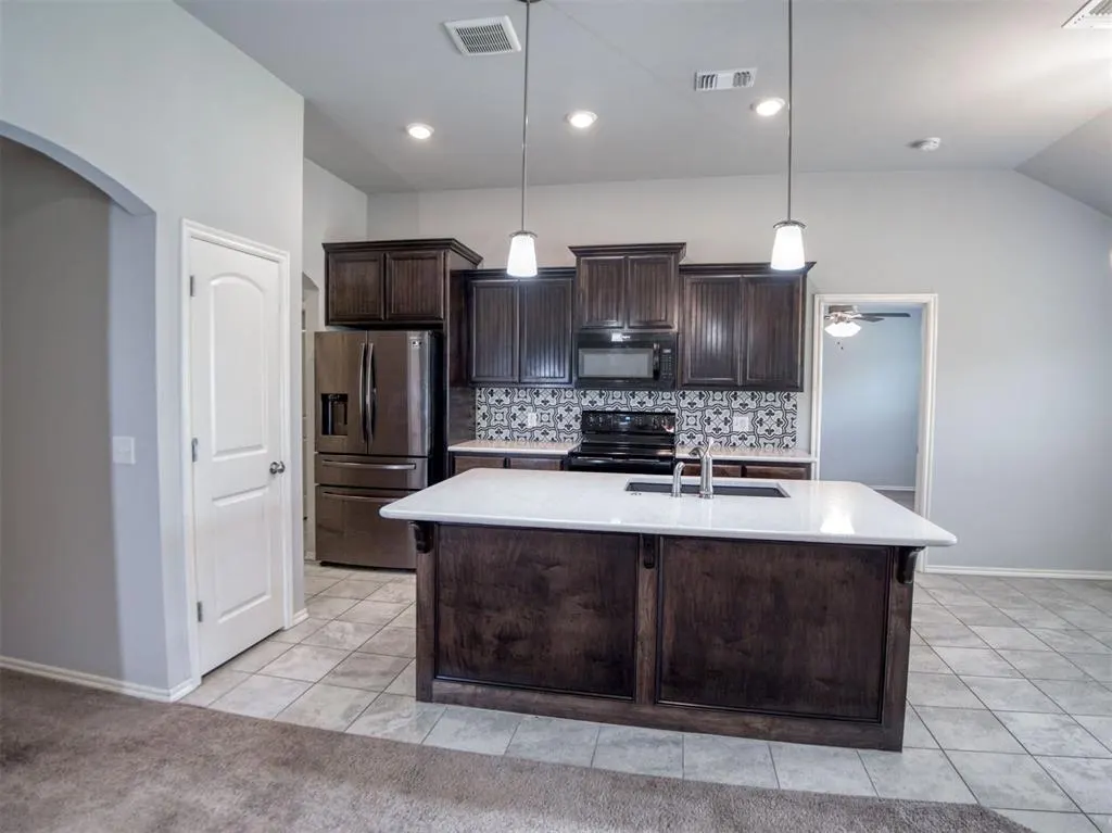 Photo 16 — 12466 Native Hill Drive, Choctaw, OK 73020