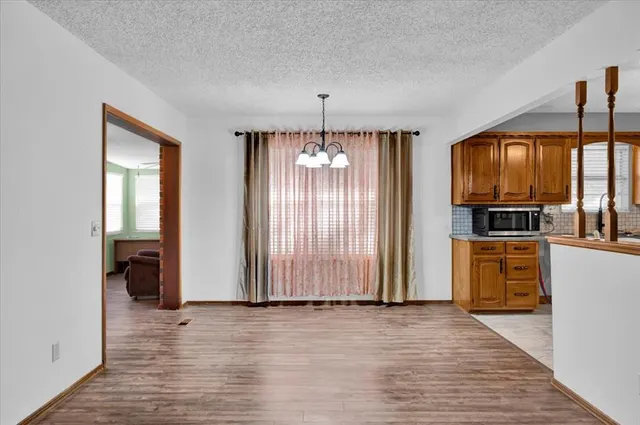 Photo 6 — 21775 E Eighth Street, Hinton, OK 73047