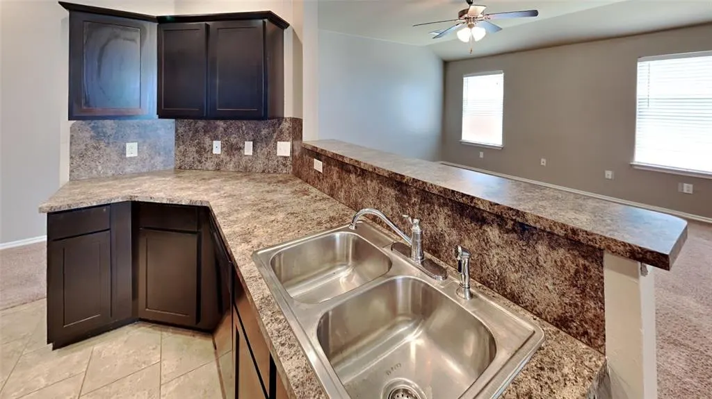 Photo 7 — 8520 SW 49th Circle, Oklahoma City, OK 73179