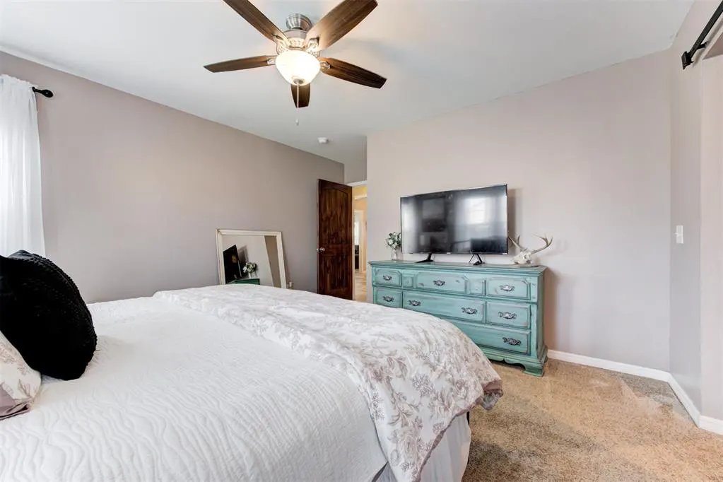 Photo 24 — 310 NW Belle Street, Minco, OK 73059