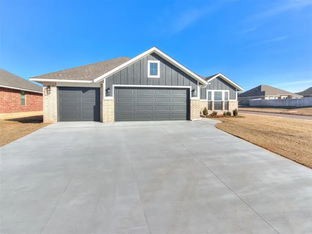 Photo 5 — 548 Cherrybark Drive, Washington, OK 73093