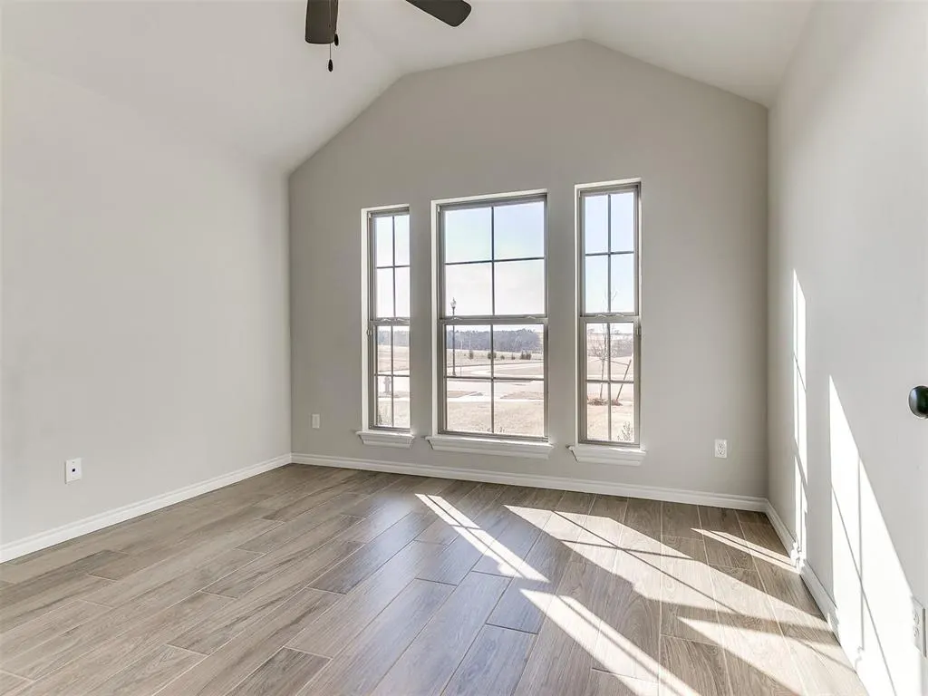 Photo 8 — 548 Cherrybark Drive, Washington, OK 73093