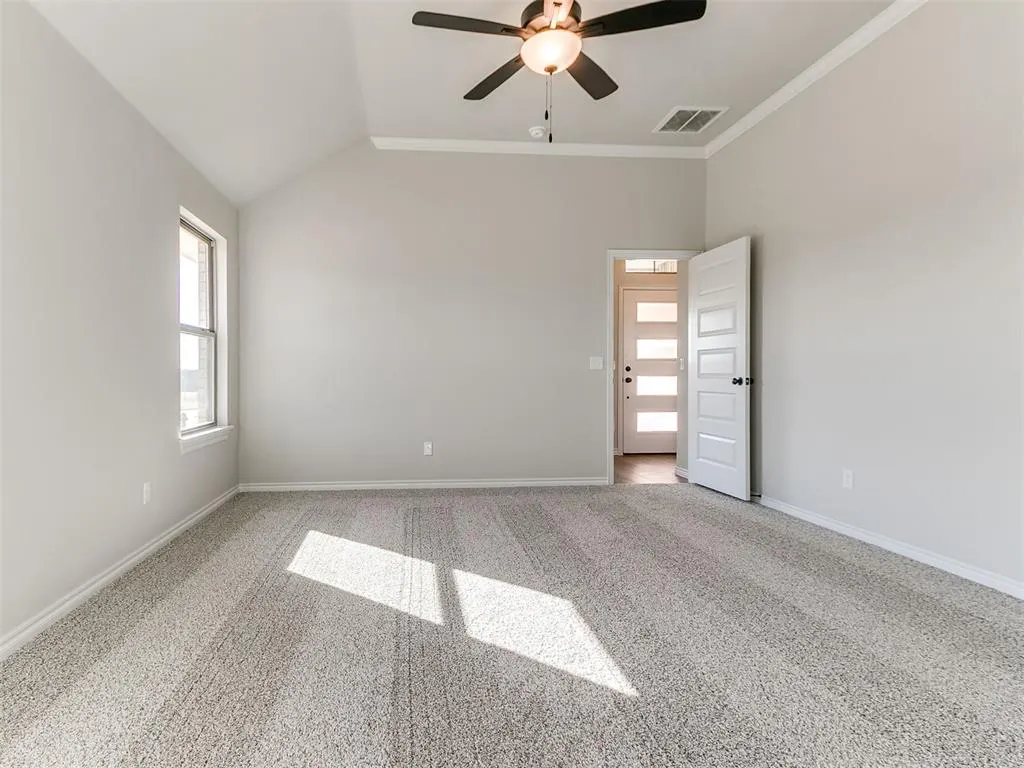 Photo 11 — 548 Cherrybark Drive, Washington, OK 73093