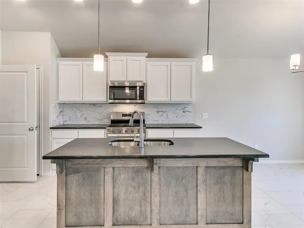 Photo 30 — 479 Grand Sycamore Drive, Washington, OK 73093