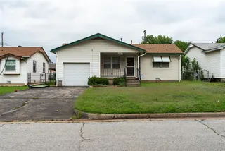 Sold home at 809 SE 62nd Street