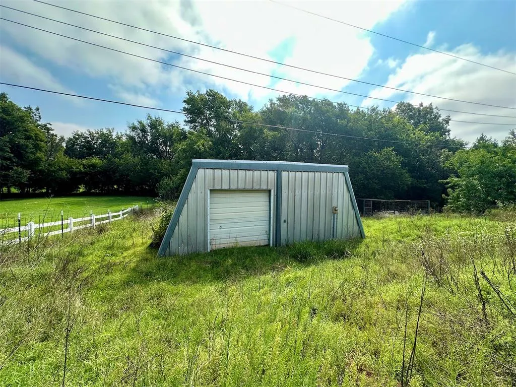 Photo 3 — 201 W 11th Street, Cordell, OK 73632