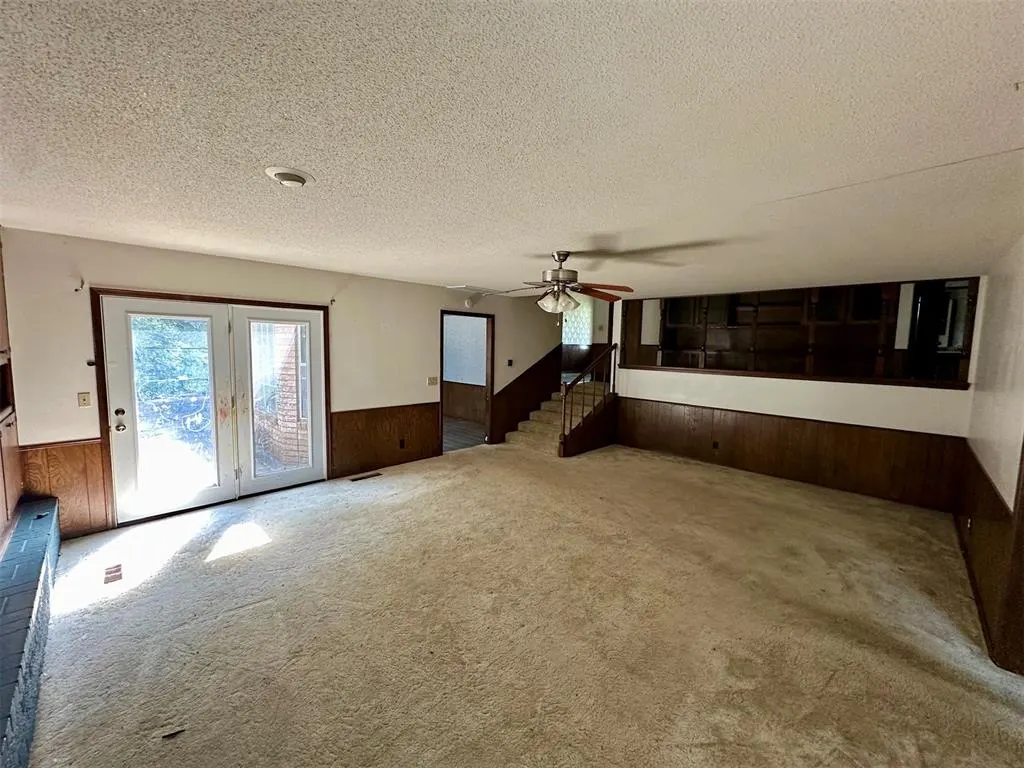 Photo 7 — 201 W 11th Street, Cordell, OK 73632