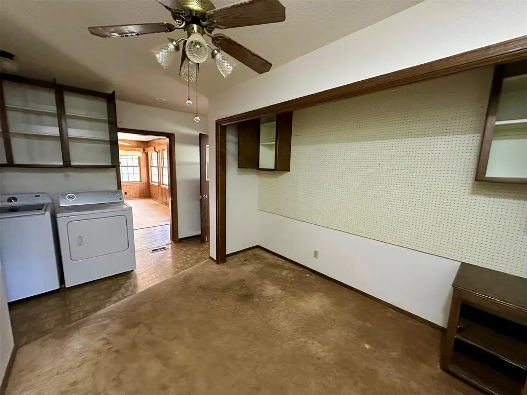 Photo 21 — 201 W 11th Street, Cordell, OK 73632