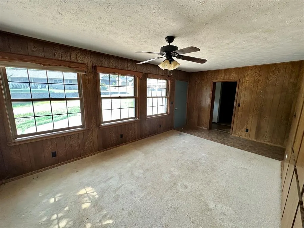 Photo 25 — 201 W 11th Street, Cordell, OK 73632