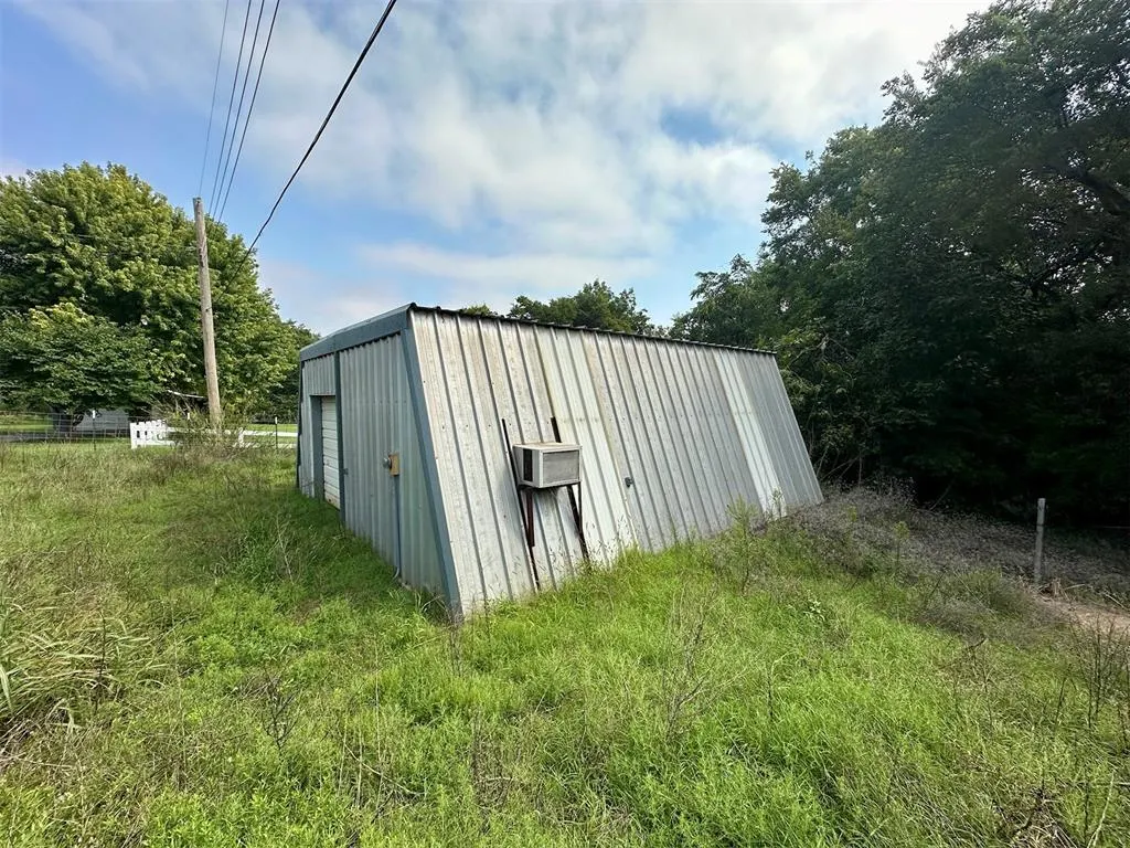 Photo 40 — 201 W 11th Street, Cordell, OK 73632