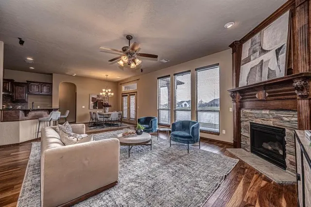 Photo 7 — 9609 Lakecrest Drive, Oklahoma City, OK 73159